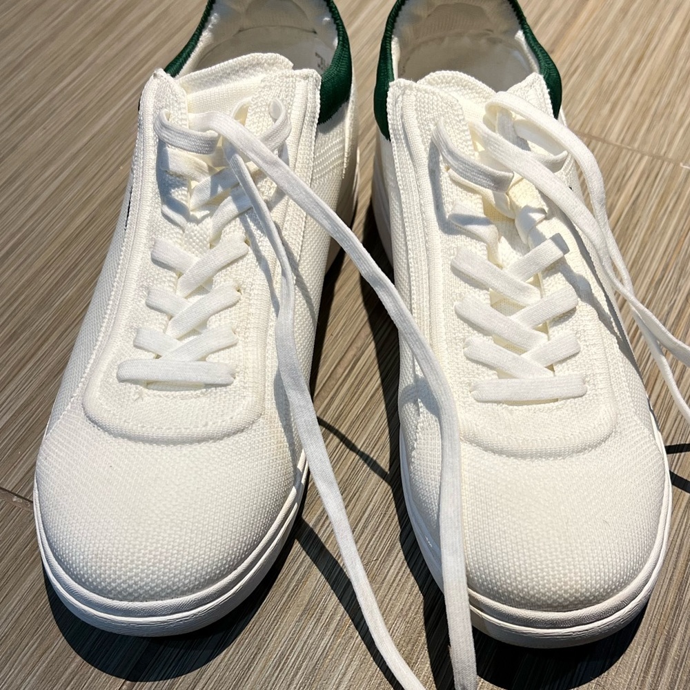 White/green Prime Vivaia women’s tennis shoe
